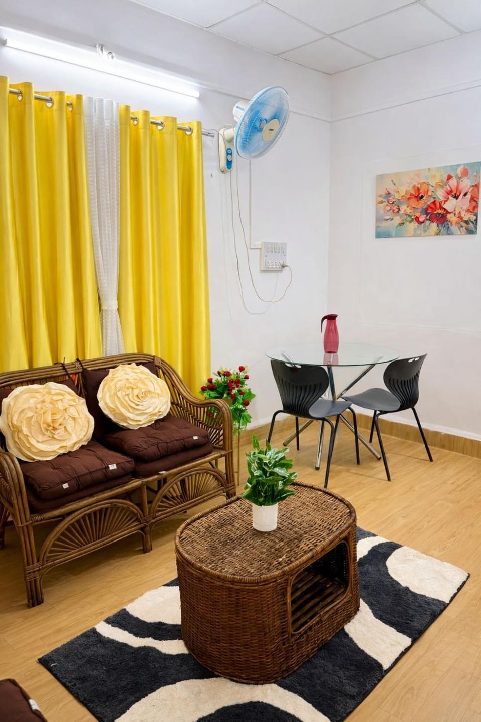 Elite Hostel- SB Road Pune Hostel in Pune