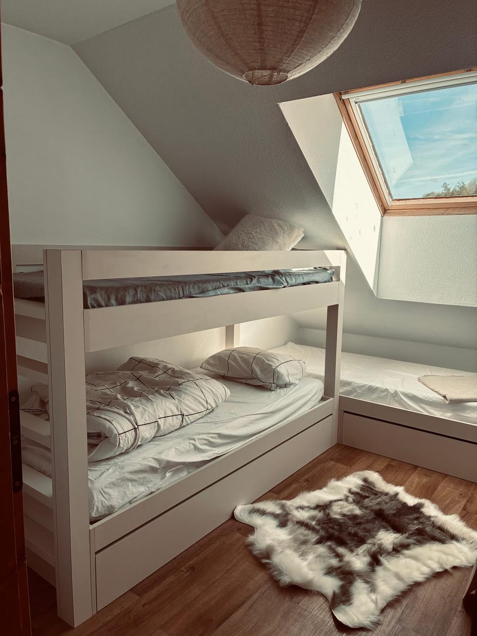 Photo of the whole room, Bedroom, bunk bed