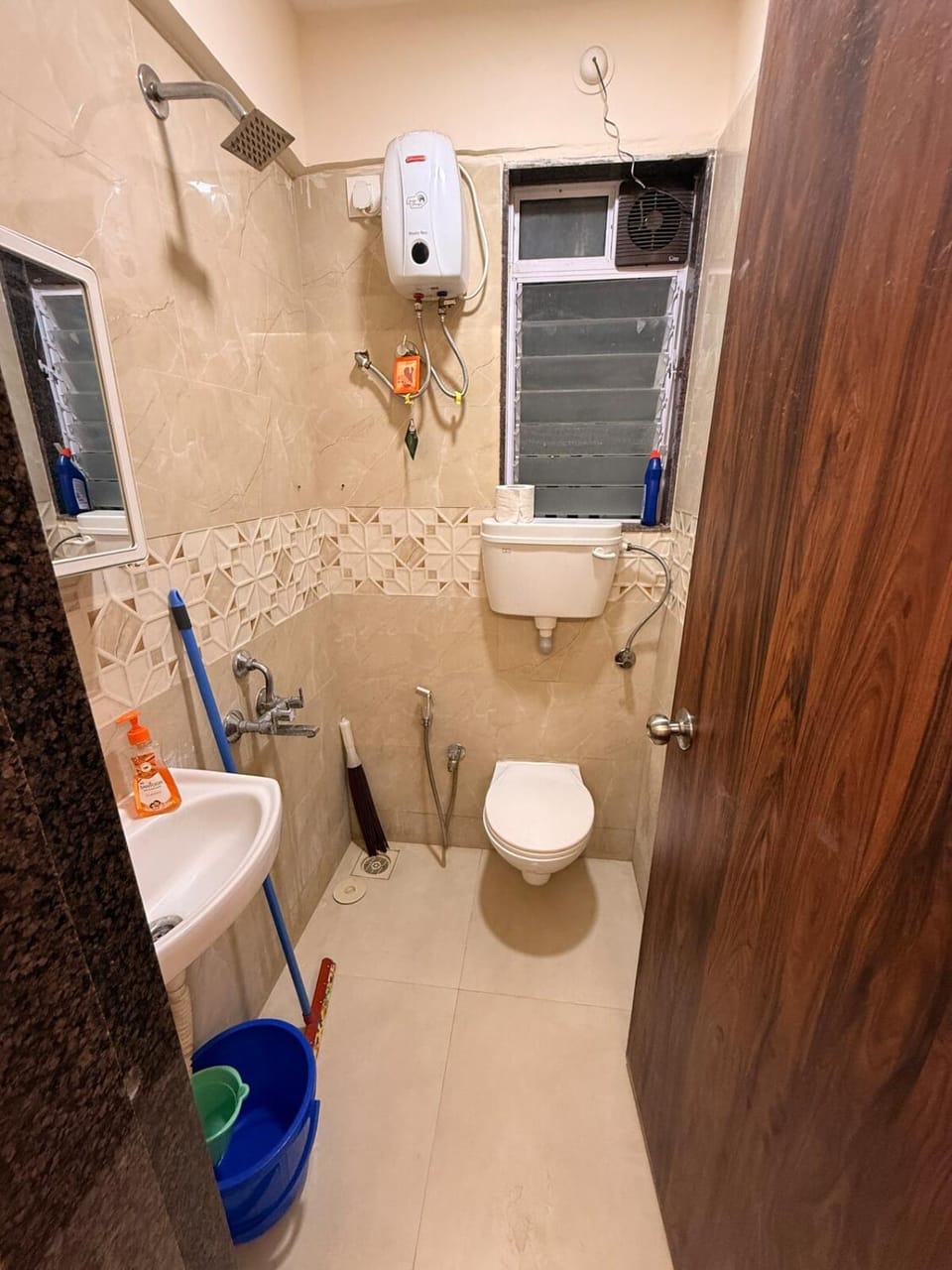 1 BHK Personal Apartment with Sea View at Versova Andheri West Apartment in Mumbai