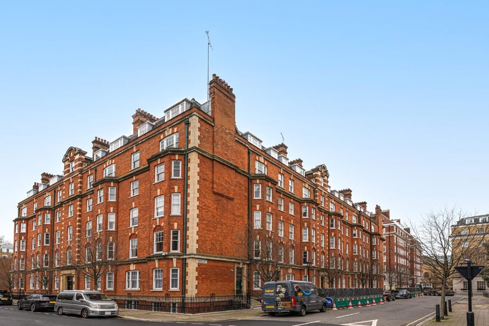 Brown Apartments Apartment in City of Westminster