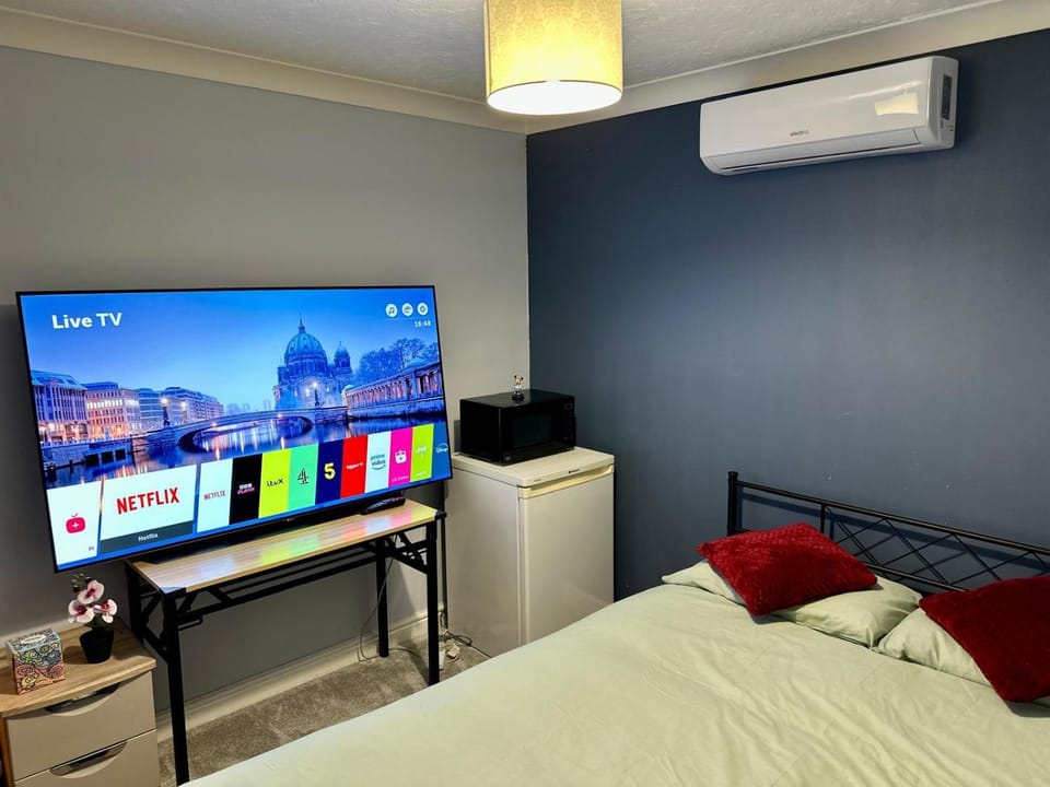 40 Kennett gardens Bed and Breakfast in Gloucester
