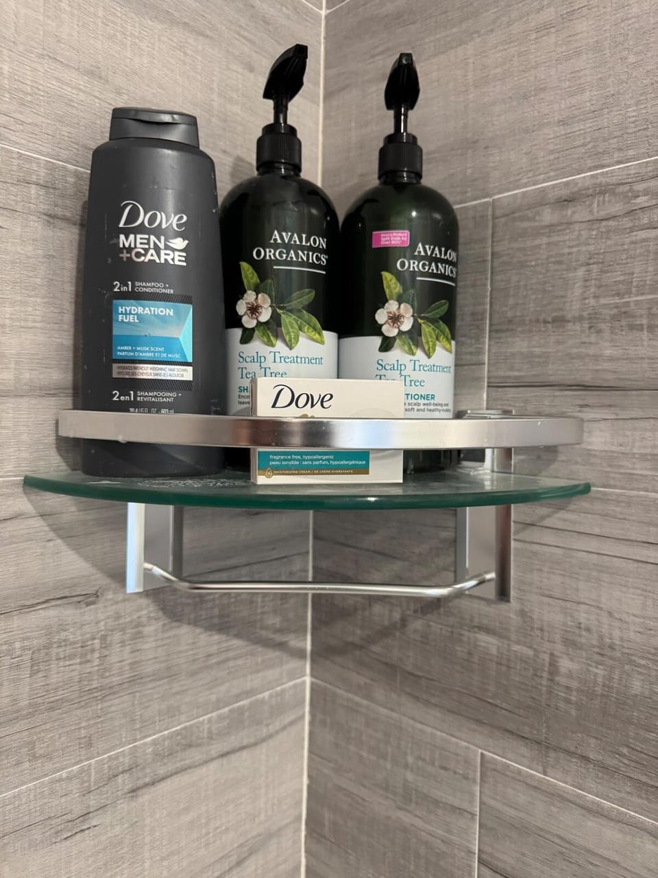 Curated Suite with Soaking Tub and Walk to Whole Foods Apartment in Jericho