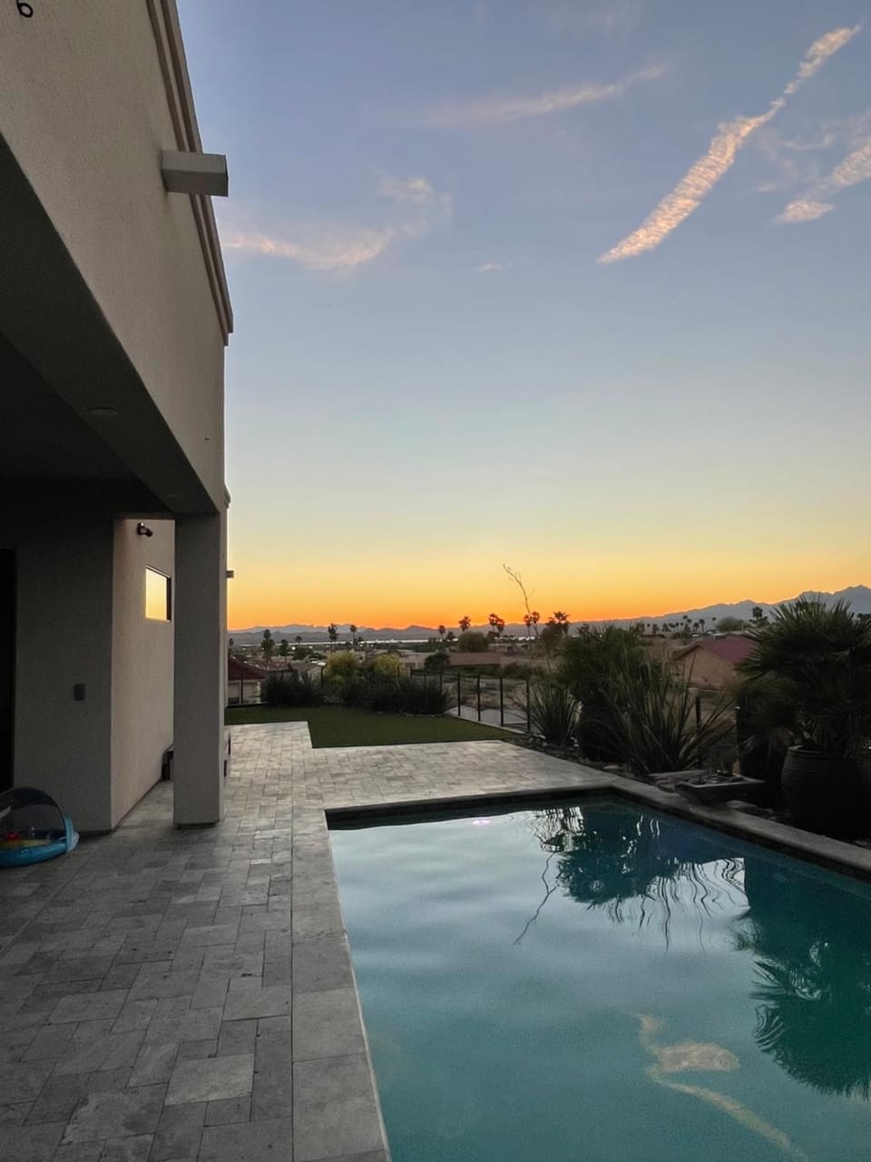 Cypress House Modern Luxury-Lake Views-Pool-RV Boat Garage House in Lake Havasu City