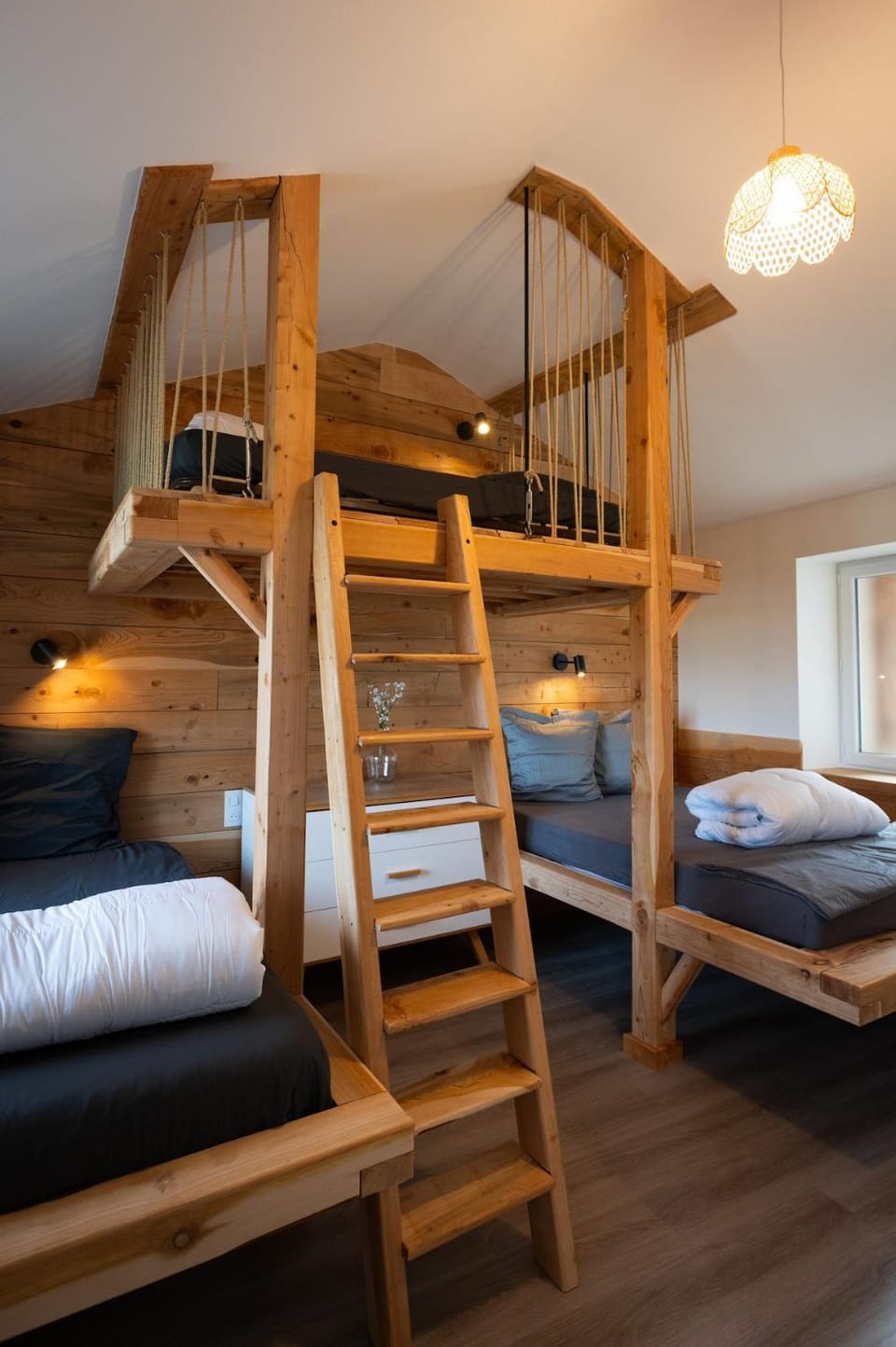 Bed, Photo of the whole room, Bedroom, bunk bed