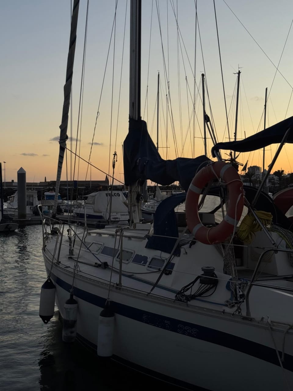 Velero Nadya Docked boat in Arrecife