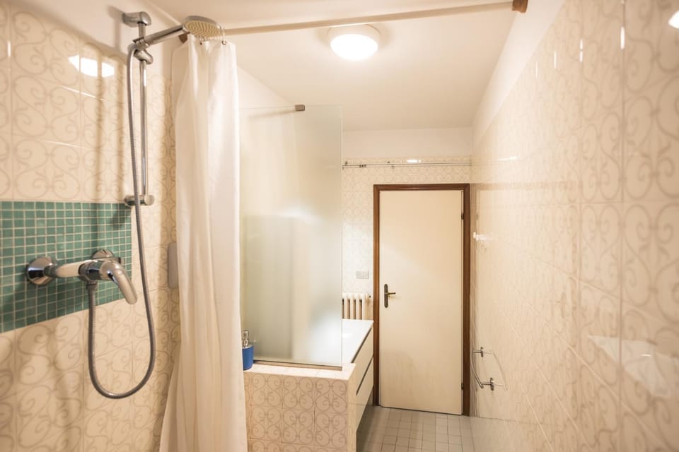 Bathroom, Bedroom