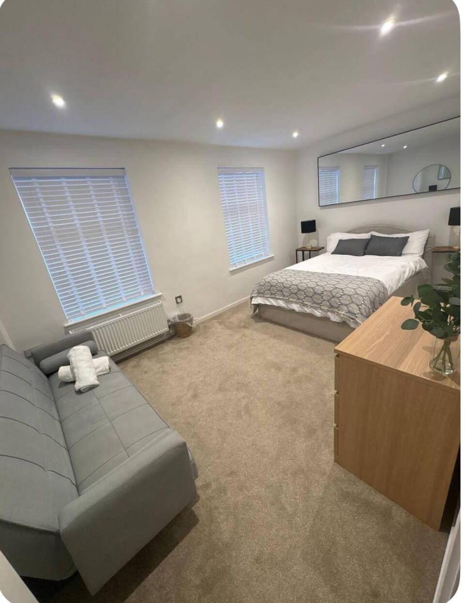 Luxury Home in The Meadows City Centre, Nottingham Apartment in Nottingham