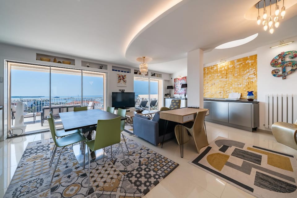 Patio, TV and multimedia, Balcony/Terrace, Living room, Seating area, Dining area