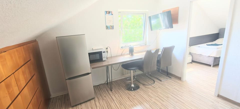 Seating area, kitchen