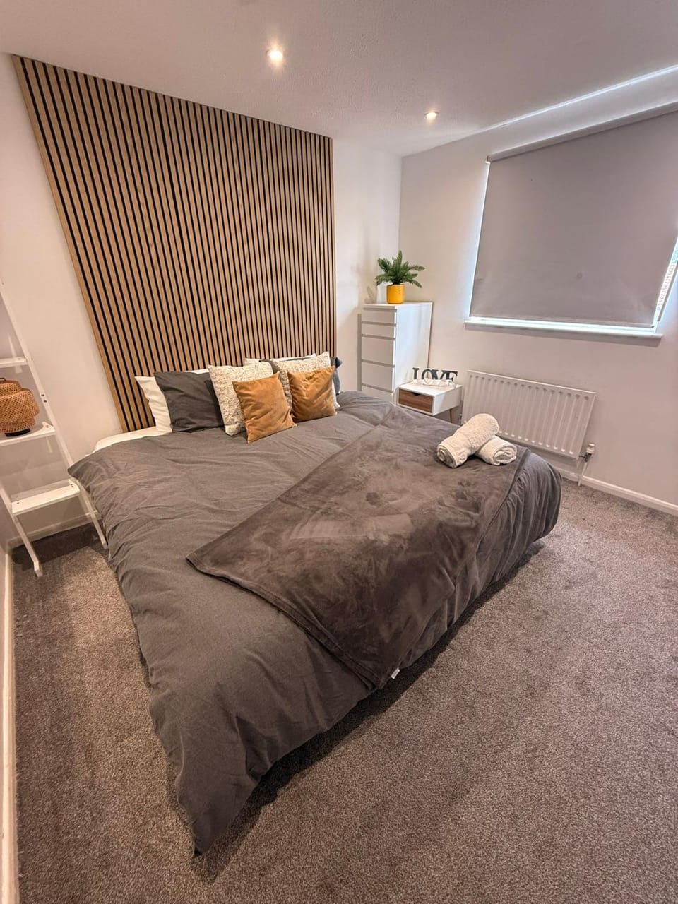 7 mins to City Centre, Entire Cosy Home in The Meadows, Nottingham Apartment in Nottingham