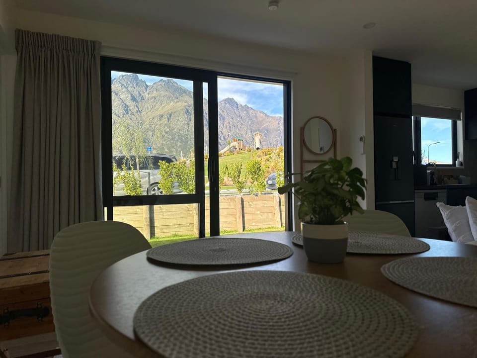 View (from property/room), Living room, Dining area