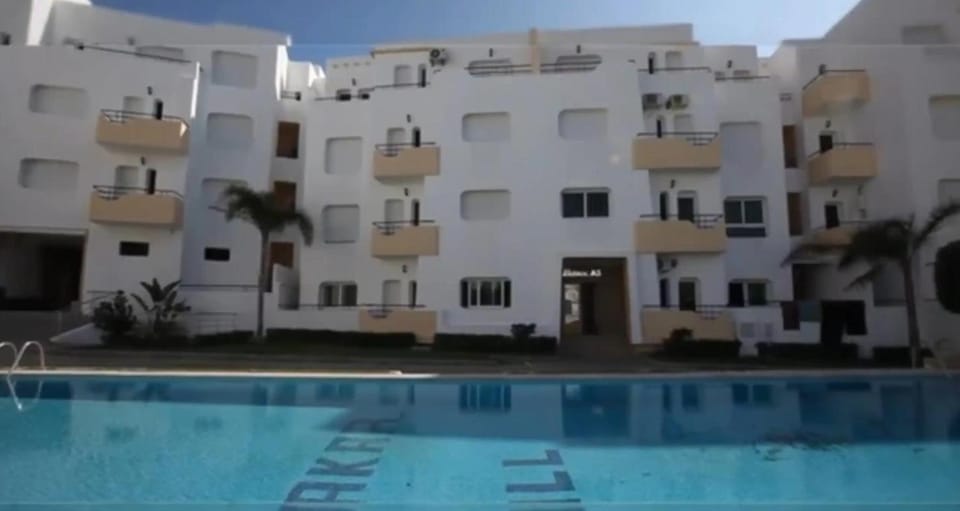 Appartement 3 avec piscines, vue mer et accès à la plage à Achakar Hill, Tanger Apartment in Tangier