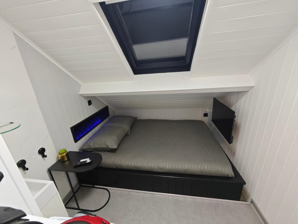 Budget-Room 2p Vacation rental in Ostend