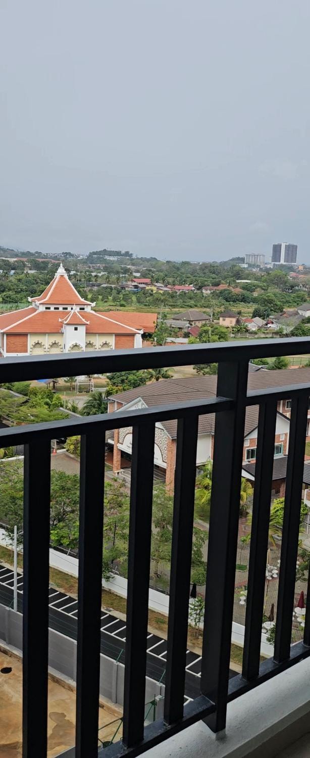 Day, Natural landscape, Balcony/Terrace, City view