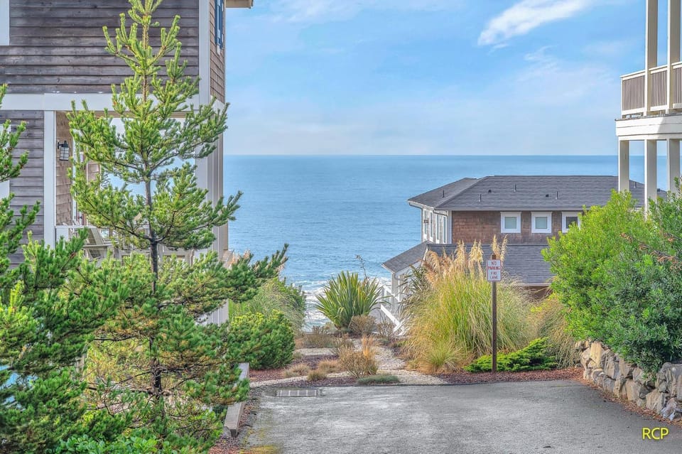 After Dune Delight - Lincoln City House in Lincoln City