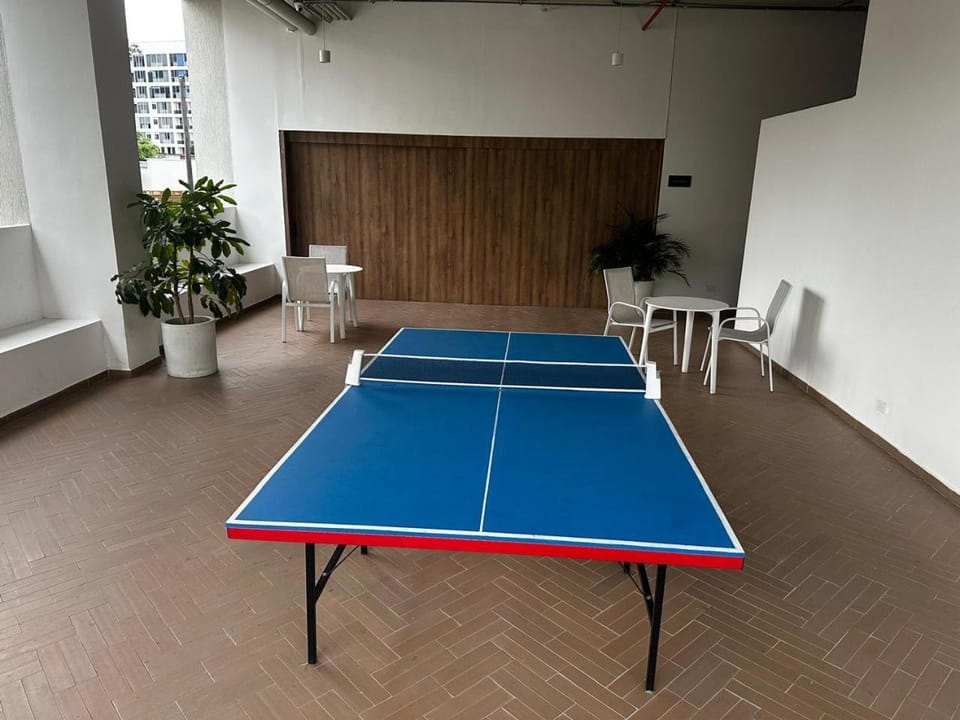 Game Room, Table tennis