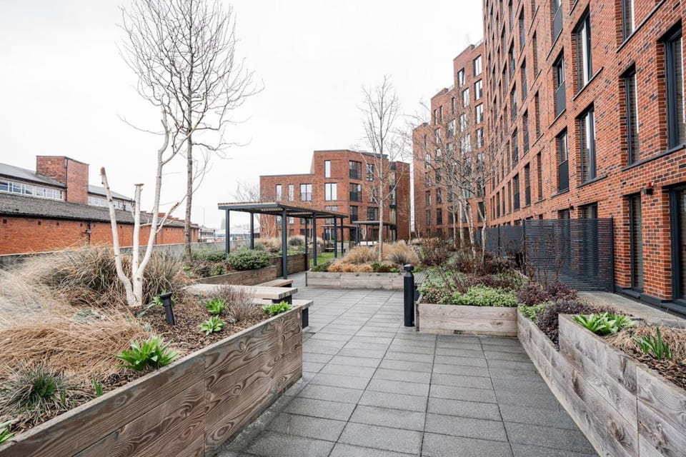 Luxury 3BR Apartment - City Centre - Sleeps 10 Apartment in Leeds