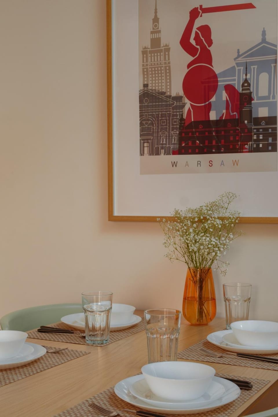 Stylish 3BR with Sauna by Metro Apartment in Warsaw