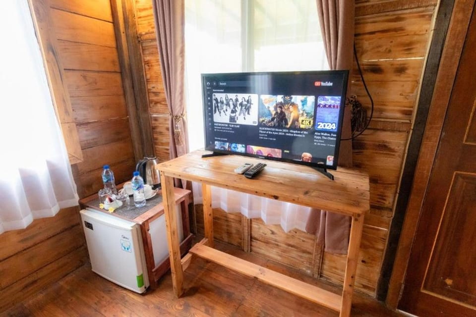 Communal lounge/ TV room, TV and multimedia