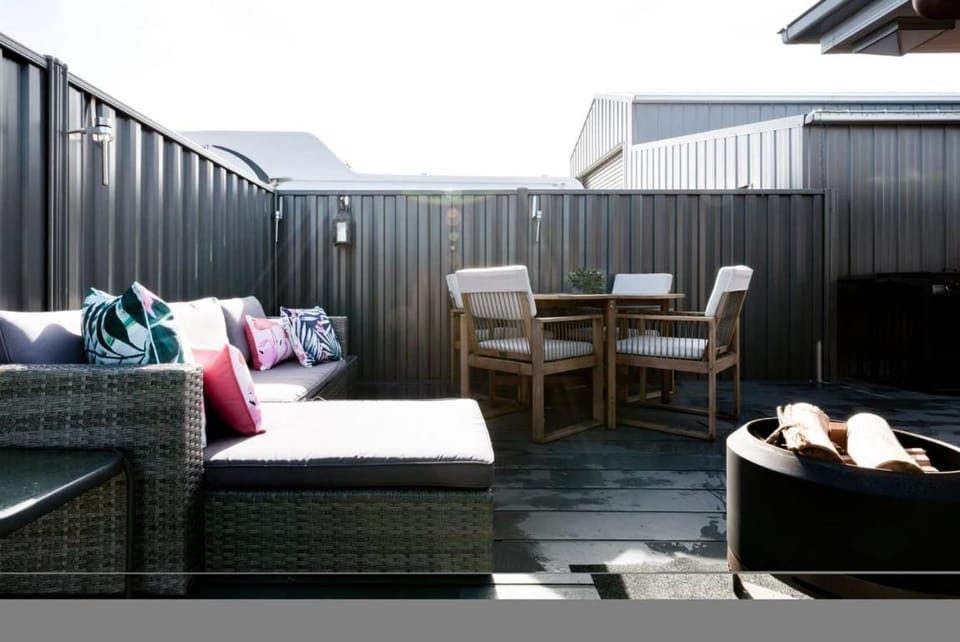 Happy Tails Devonport Apartment in Devonport