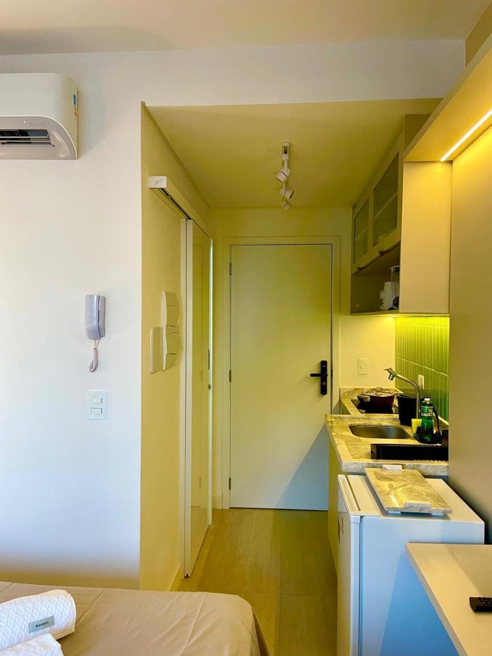 Belo Studio Conforto Elegância Ar Condicionado Apartment in Curitiba