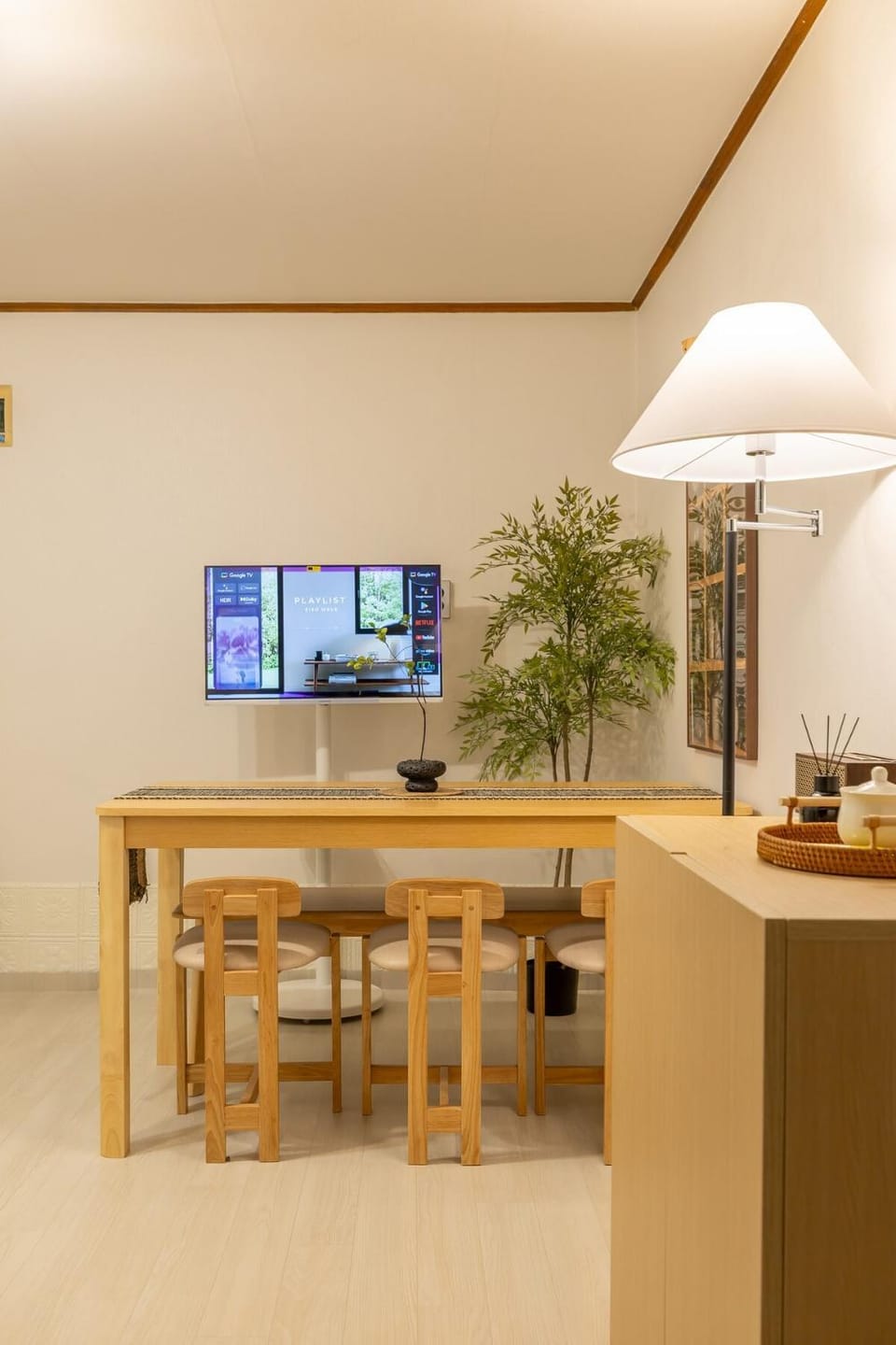 Dining area, Meals, Meals