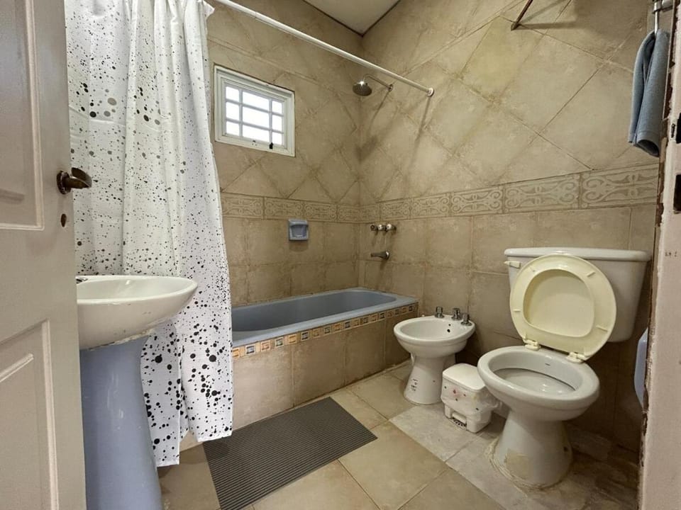 Primer piso completo Apartment in Corrientes