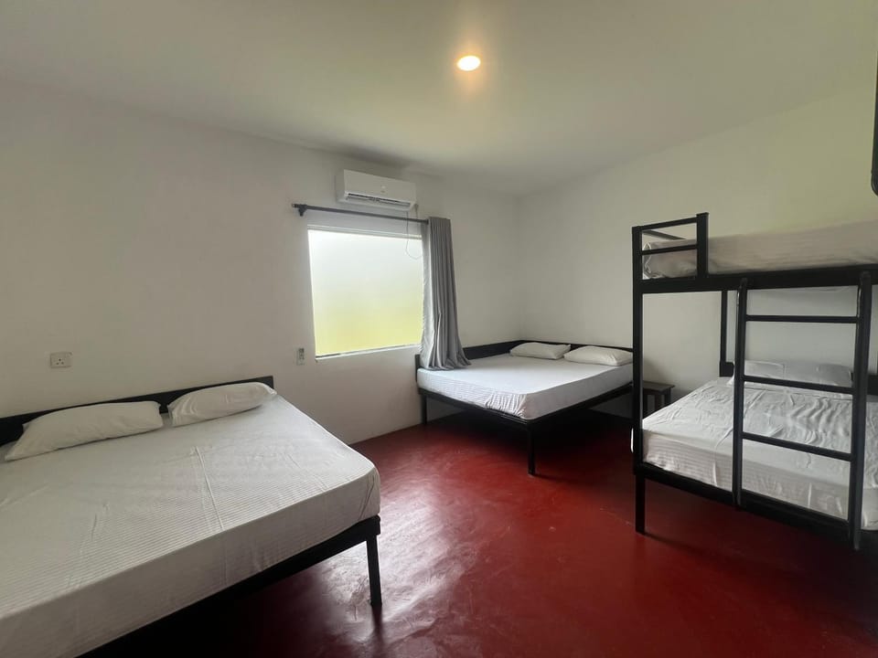 Photo of the whole room, Bedroom, bunk bed