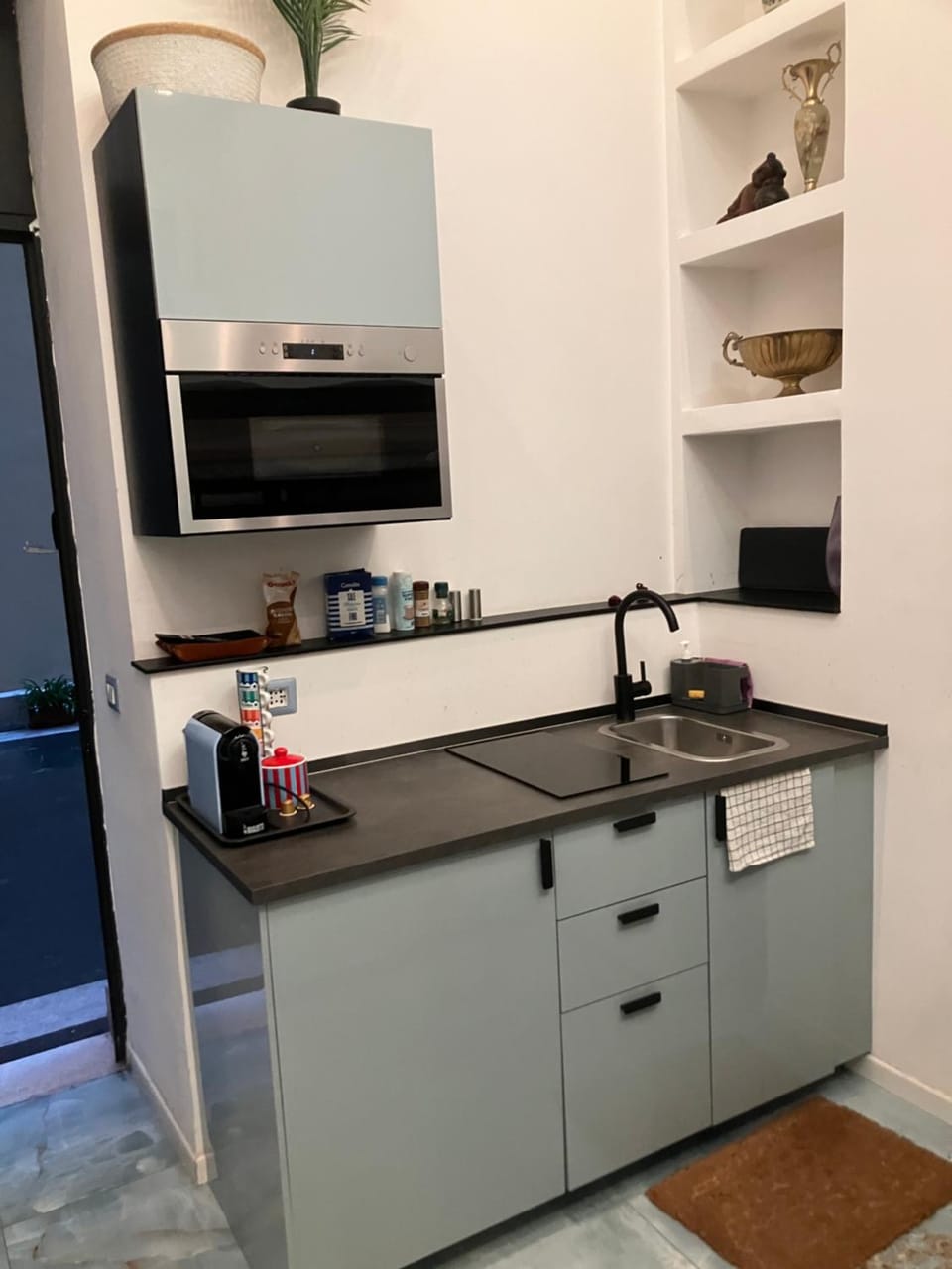 Poliziano destra 8 Apartment in Rome