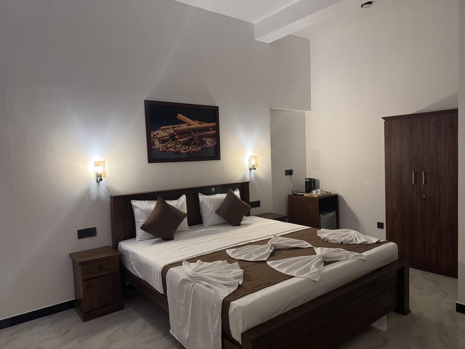 Bed, Photo of the whole room, Bedroom, towels, wardrobe
