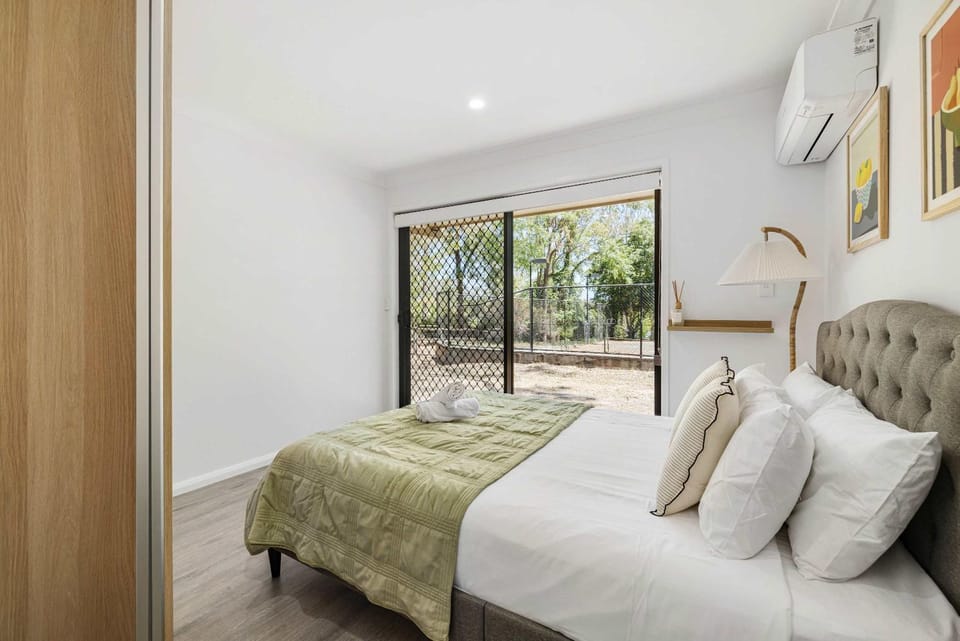 New 2BR GrannyFlat Near Movie World Wet'Wild Pool House in Oxenford
