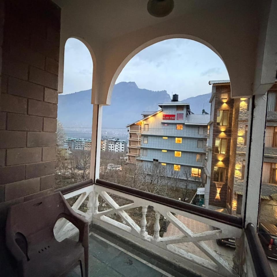 View (from property/room), Mountain view