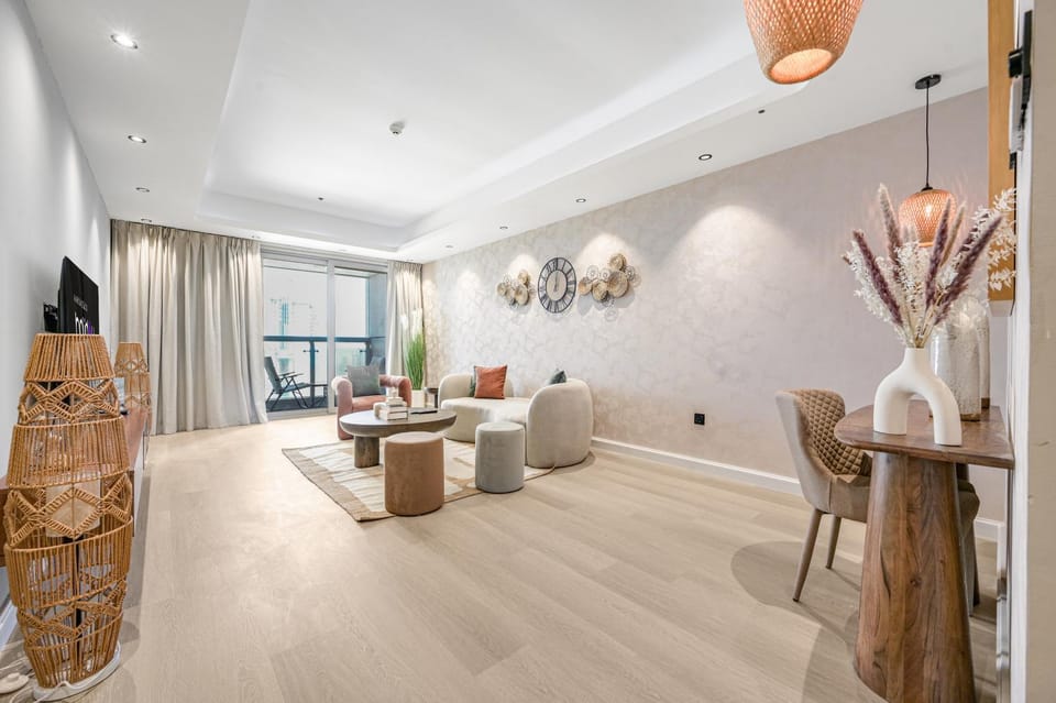 Ample space 2BR Princess towers Marina Apartment in Dubai
