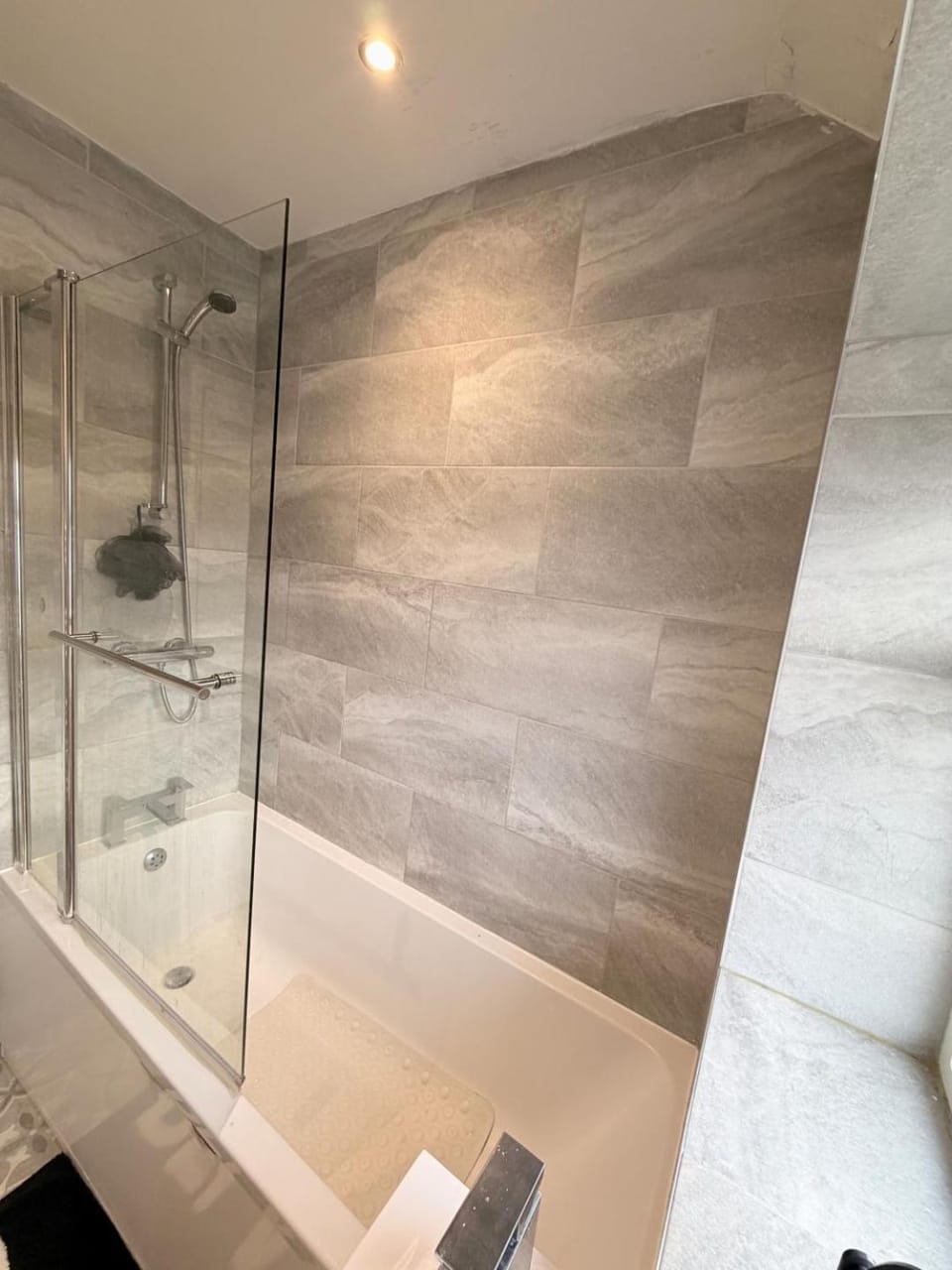 Precious House 2 Vacation rental in Leicester
