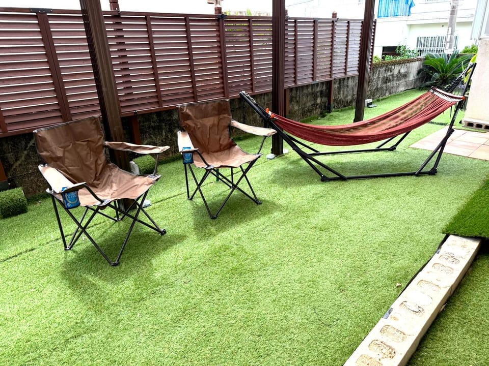 那覇空港20分 高速道路7分 イオンタウン徒歩10分 便利な貸切宿最大6名 Apartment in Okinawa Prefecture