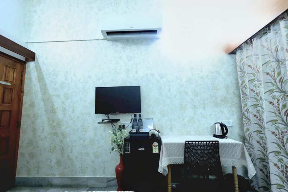 Matrika Rooms Vacation rental in Lucknow