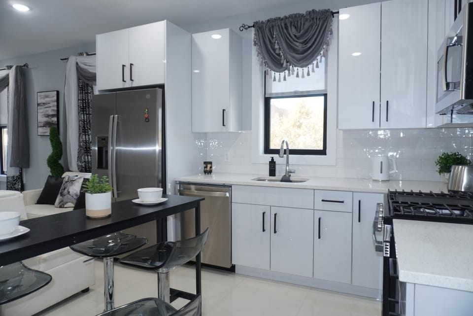 Big Apple room 34 Bed and Breakfast in North Bergen