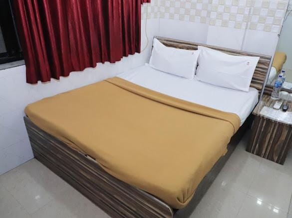 Shree Residency Hotel in Thane