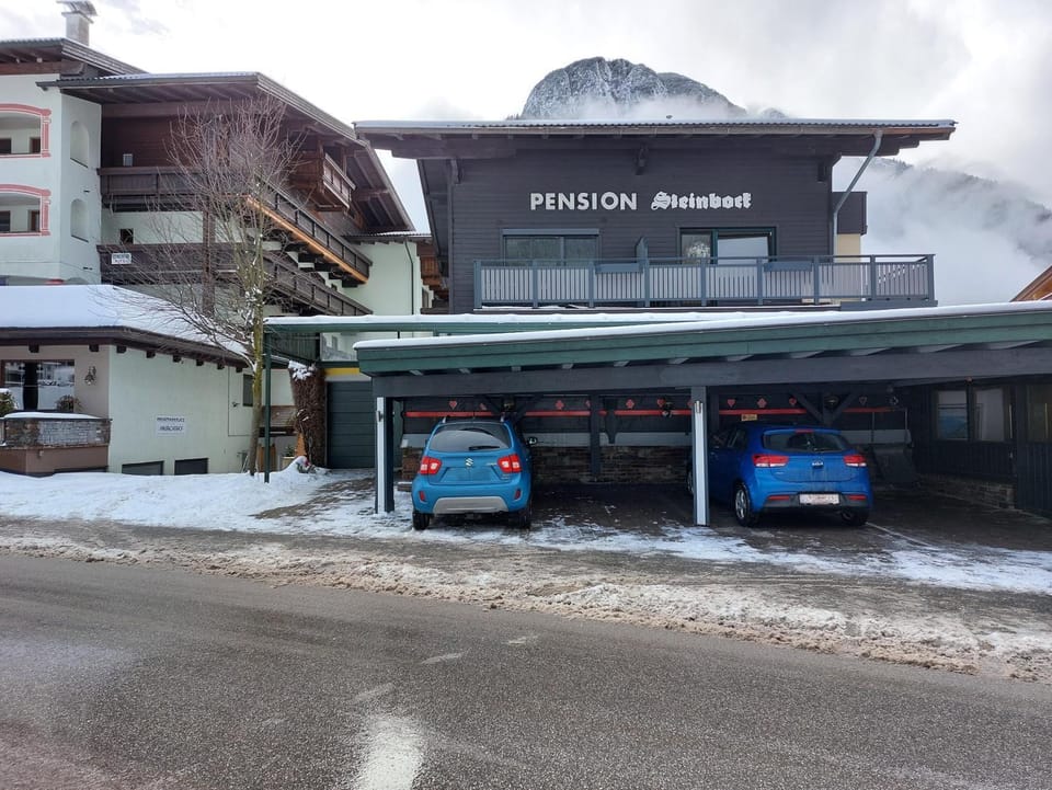 Property building, Parking