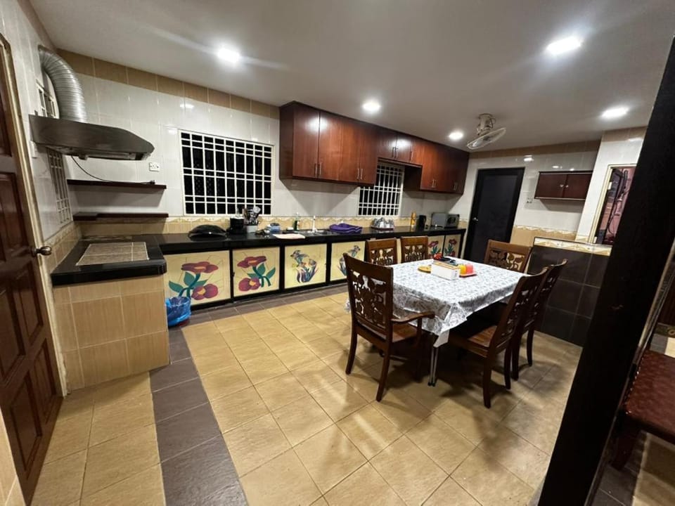 D'BAYU BAGAN Homestay House in Selangor, Malaysia
