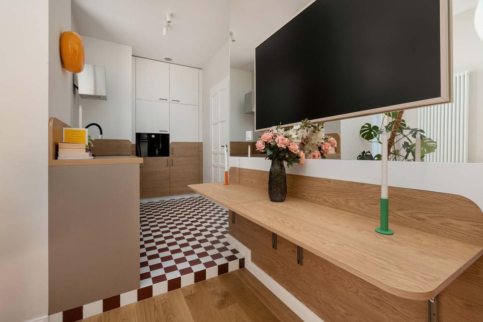 TV and multimedia, Kitchen or kitchenette