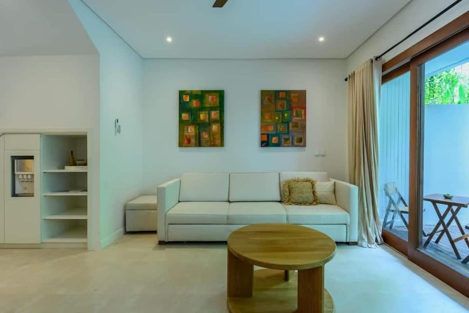Stylish 2BR Pool Townhouse in Sanur Villa in Denpasar