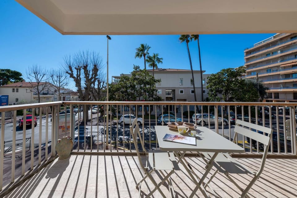 Balcony/Terrace, Dining area