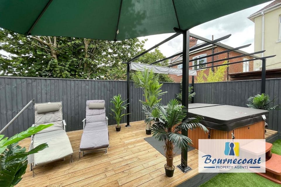 Hot Tub, Balcony/Terrace