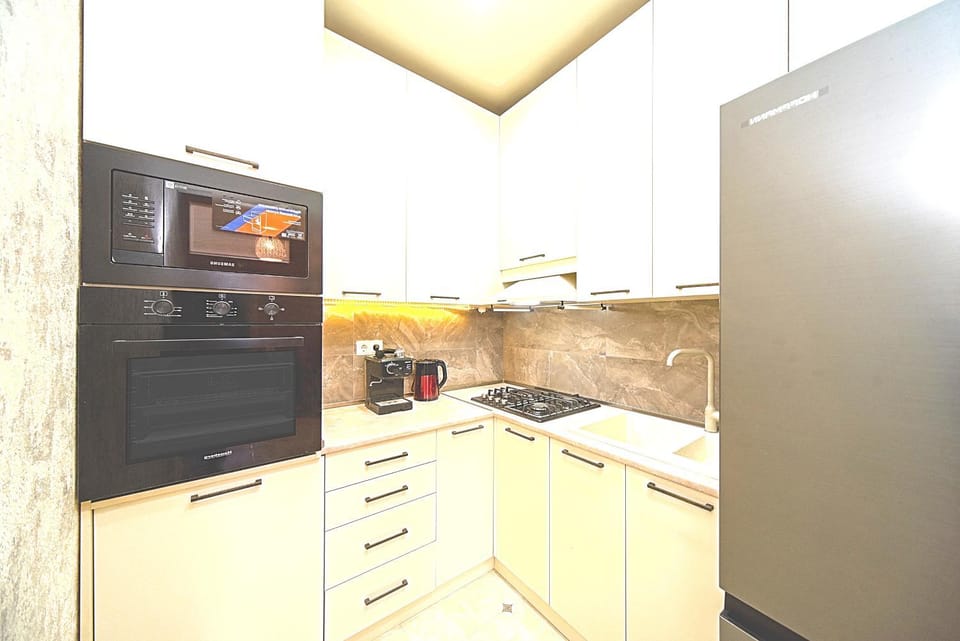 dishwasher, microwave, oven, kitchen