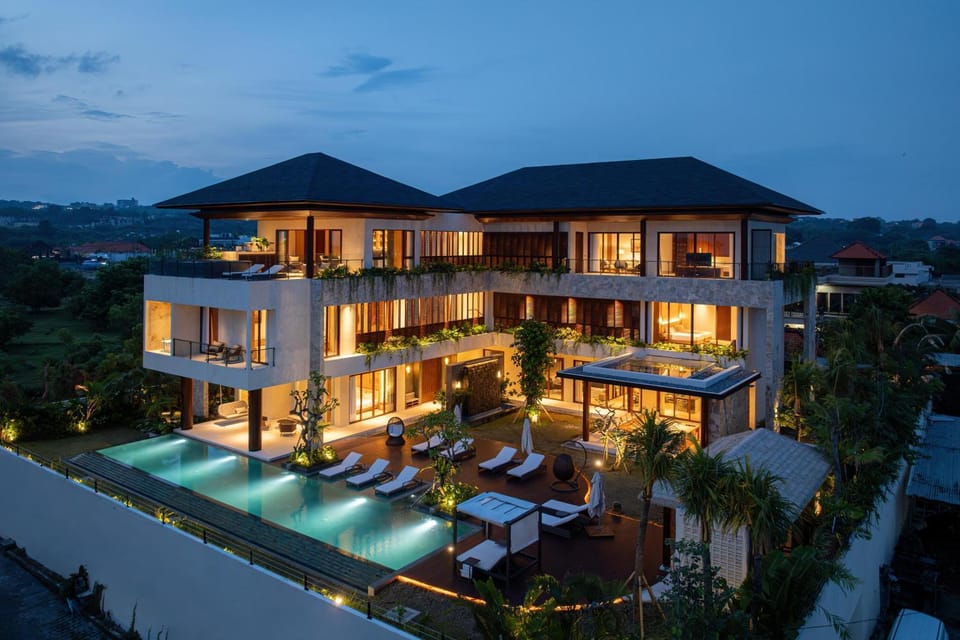 Property building, Swimming pool