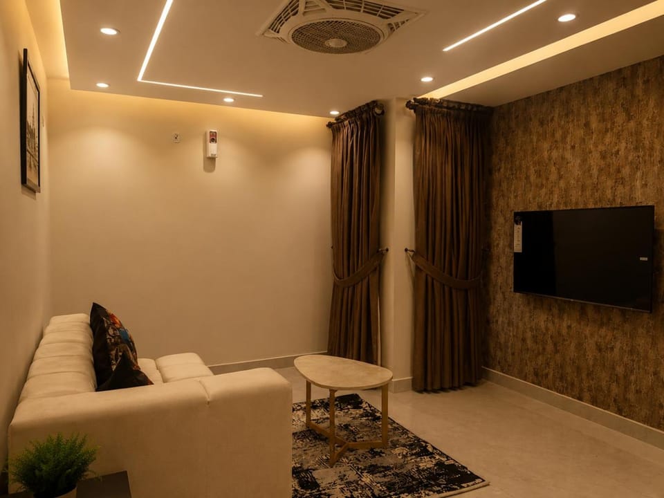 Communal lounge/ TV room, TV and multimedia