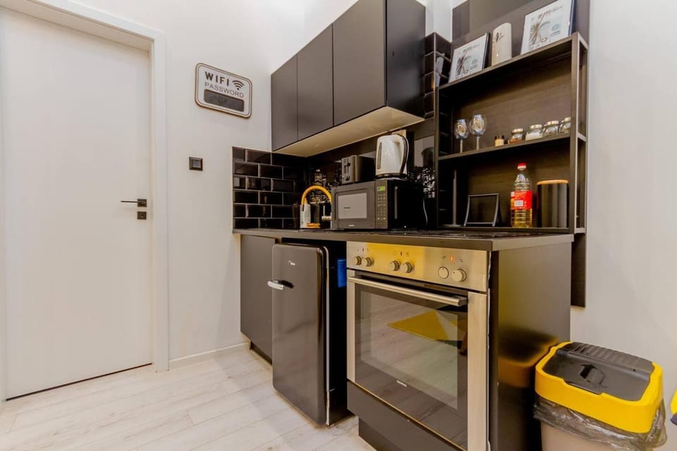 Alice 2 Apartment in Blaha Lujza square Apartment in Budapest