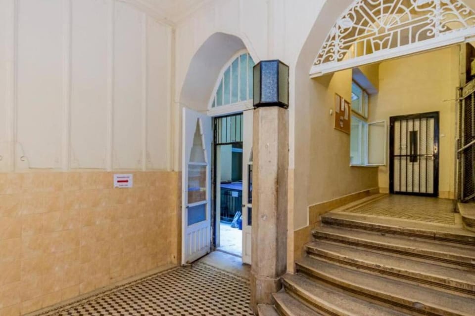 Alice 3 Apartment in Blaha Lujza square Apartment in Budapest