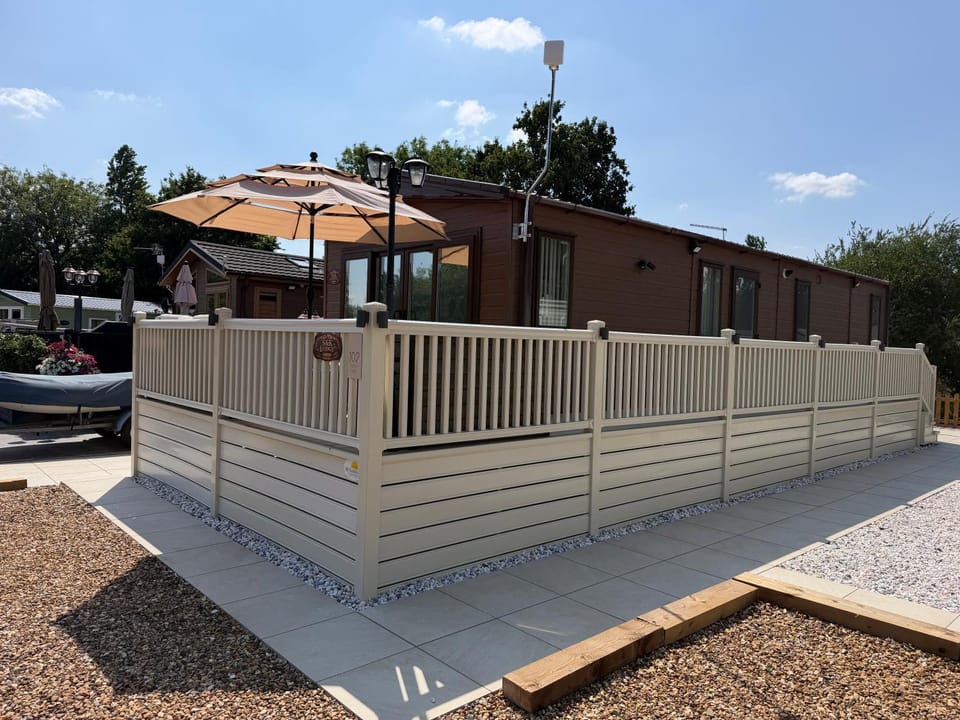 S & K Lodge Billing Aquadrome Holiday Park Campground/ 
RV Resort in Northampton